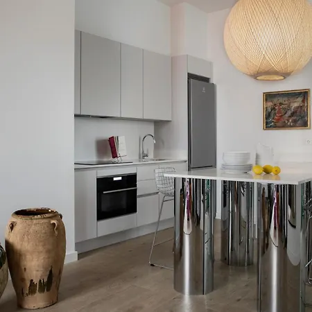 Calatrava - Darya Living Madrid Room photo